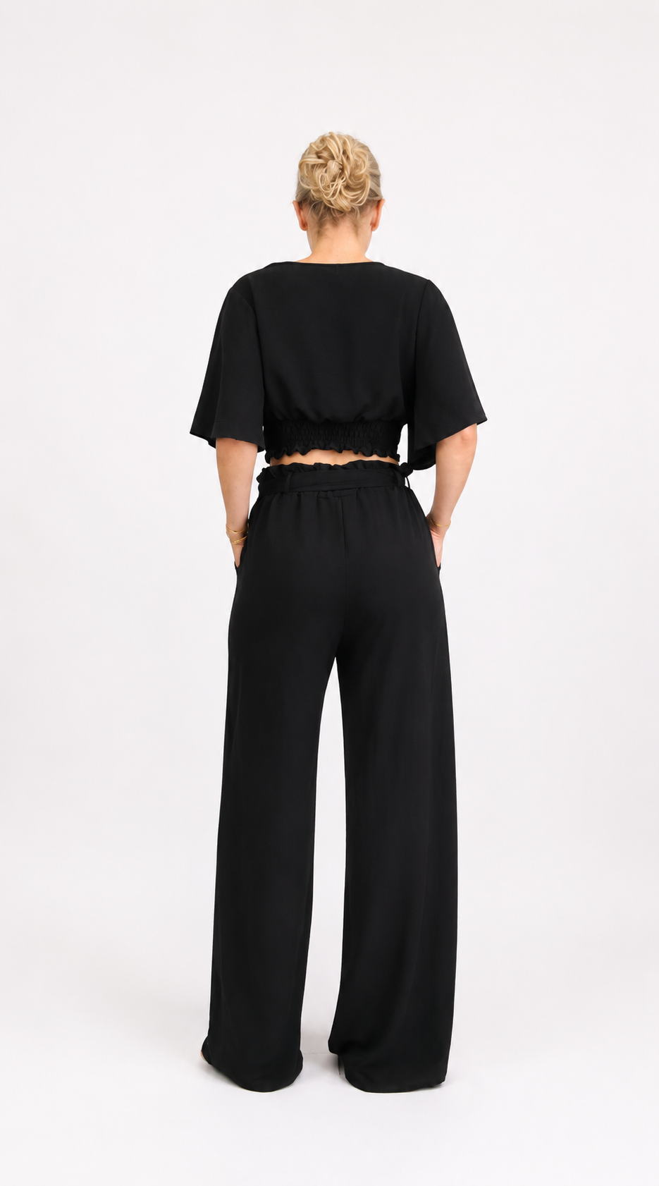 Σετ Παντελόνι με Crop Top – Μαύρο - Image 3