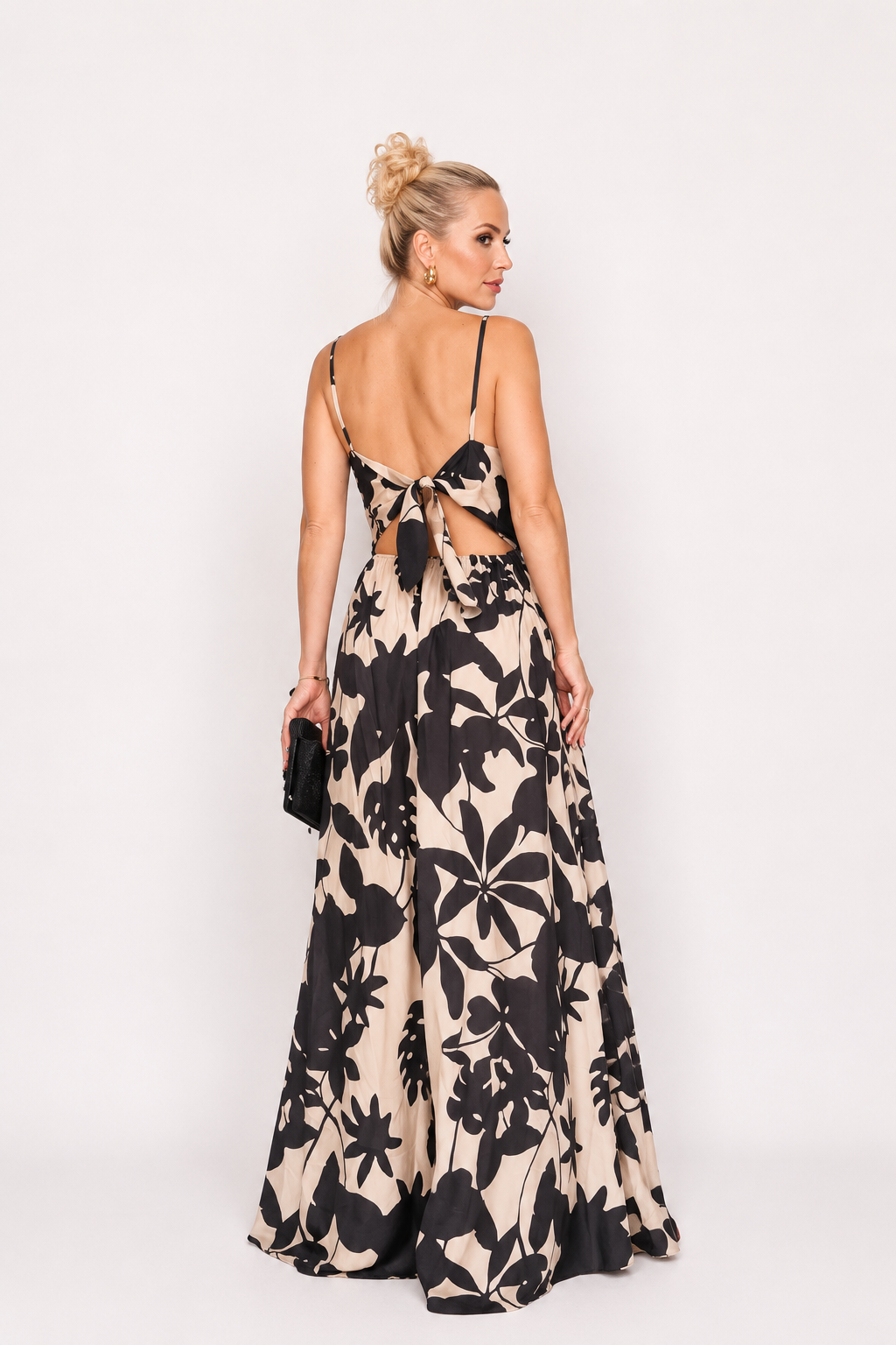Φόρεμα μακρύ ανοιχτή πλατύ με δέσιμο tropical print